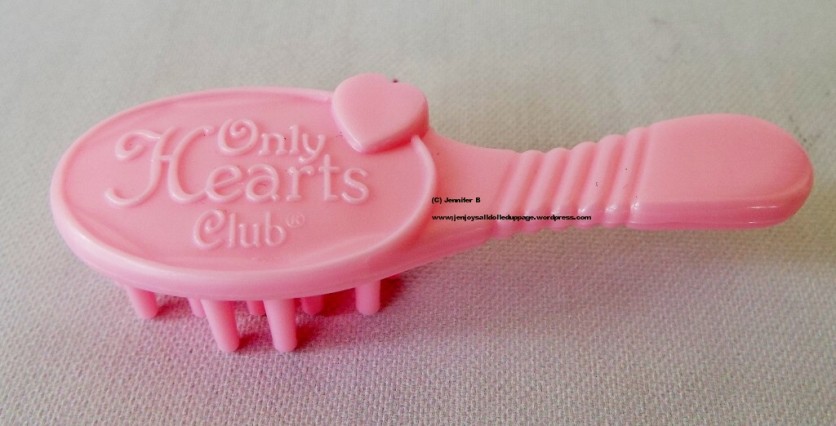 Only Hearts Club Update Fashion brush (1024x522)
